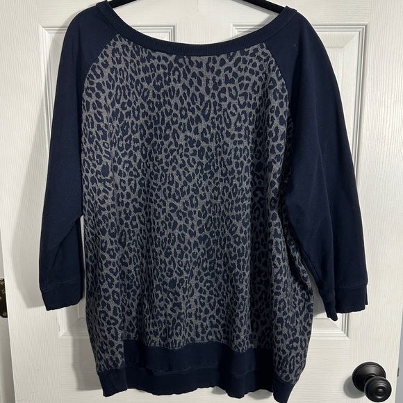 Jones NY Sport sweatshirt, size 3X, navy/animal print, cozy, comfy, spring - Picture 1 of 12